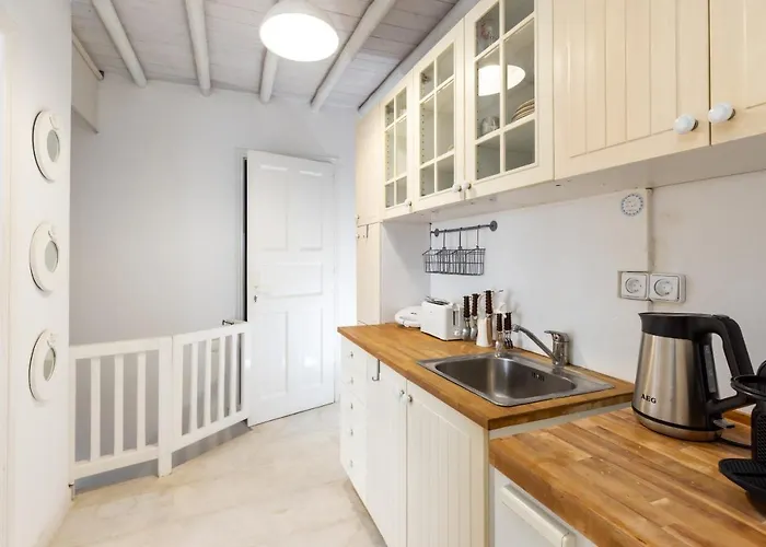 Mykonos Psarou Place فيلة بسارو