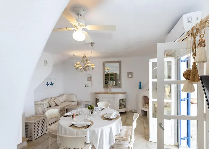 Mykonos Psarou Place فيلة