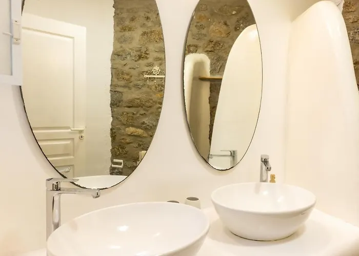 Mykonos Psarou Place فيلة بسارو