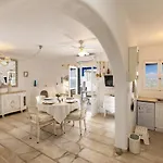 Villa Mykonos Psarou Place