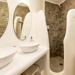 Mykonos Psarou Place *
