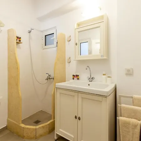 Villa Mykonos Psarou Place With Private Jacuzzi Psarrou