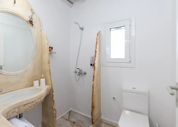 Mykonos Psarou Place *