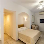 Mykonos Psarou Place With Private Jacuzzi וילה